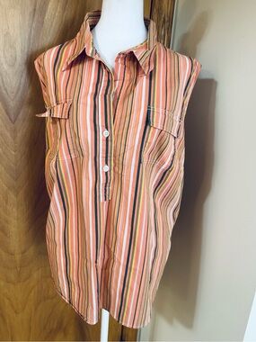 Avenue Striped Sleeveless Button-Down Shirt in Coral, Black & White